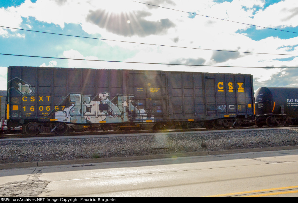 CSX Box Car